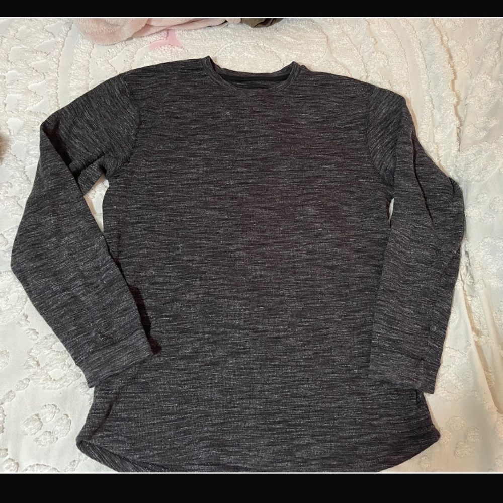MENS “CHAMPS SPORTS GEAR” SWEATER~NWT